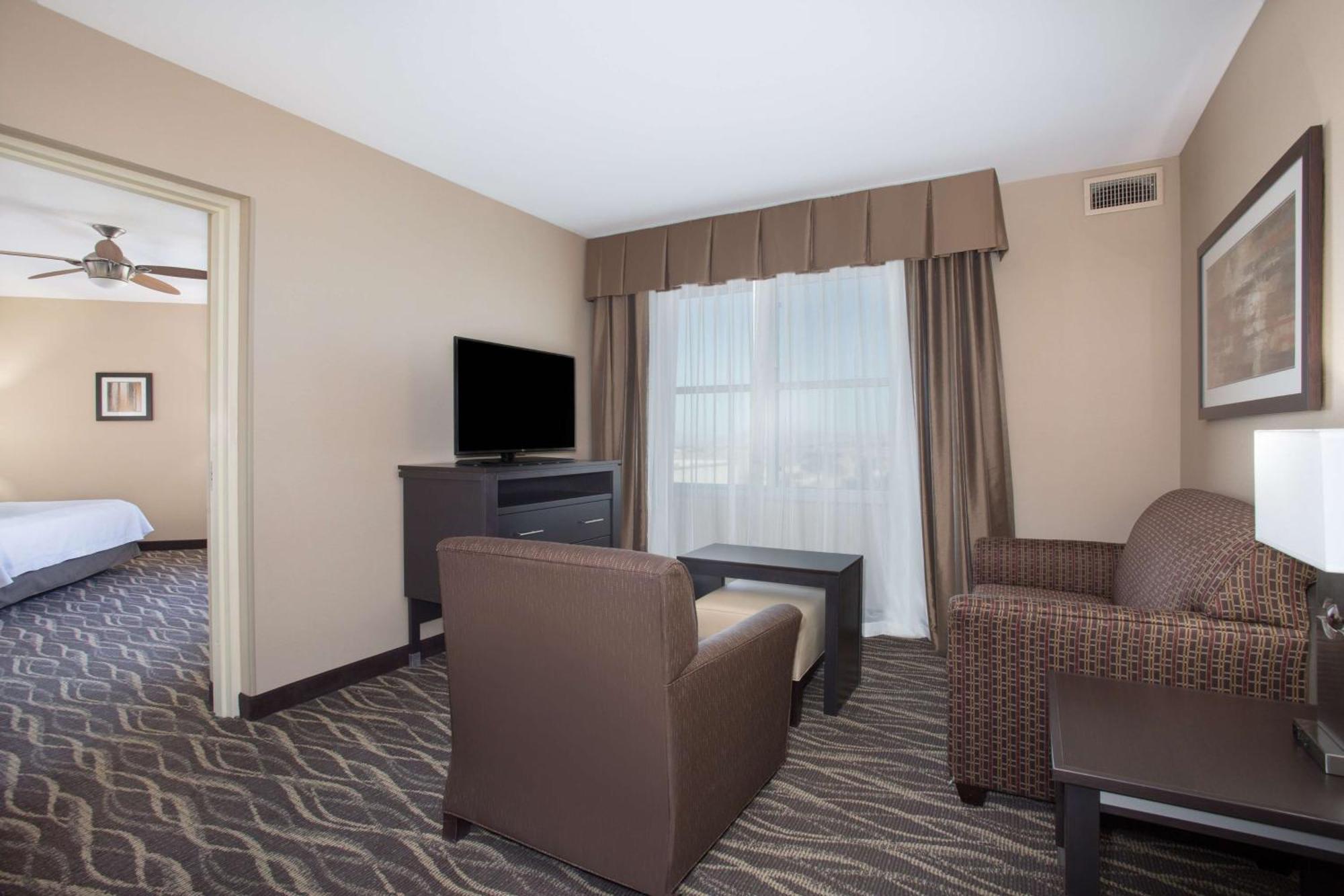 Two Bedroom Suite with One King and Two Queen Beds - Non-Smoking