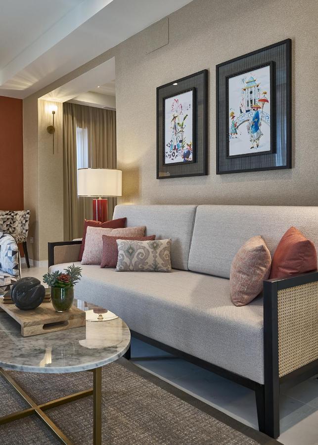 Junior Suite street floor