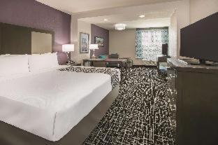 1 King Bed Executive Mobility Accessible Room Roll Shower Non-Smoking,1280432065:JPEG