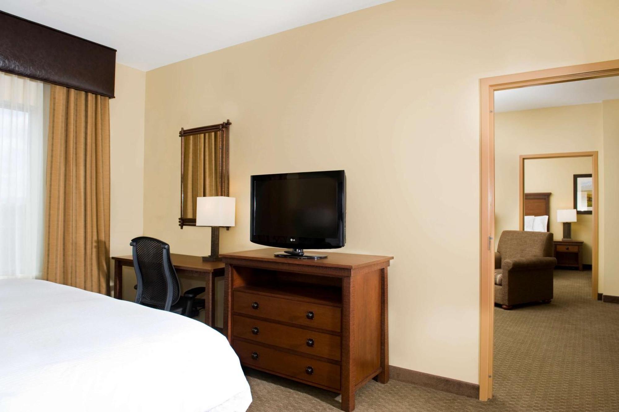 Two-Bedroom King Suite Non-Smoking,1552286368:JPEG