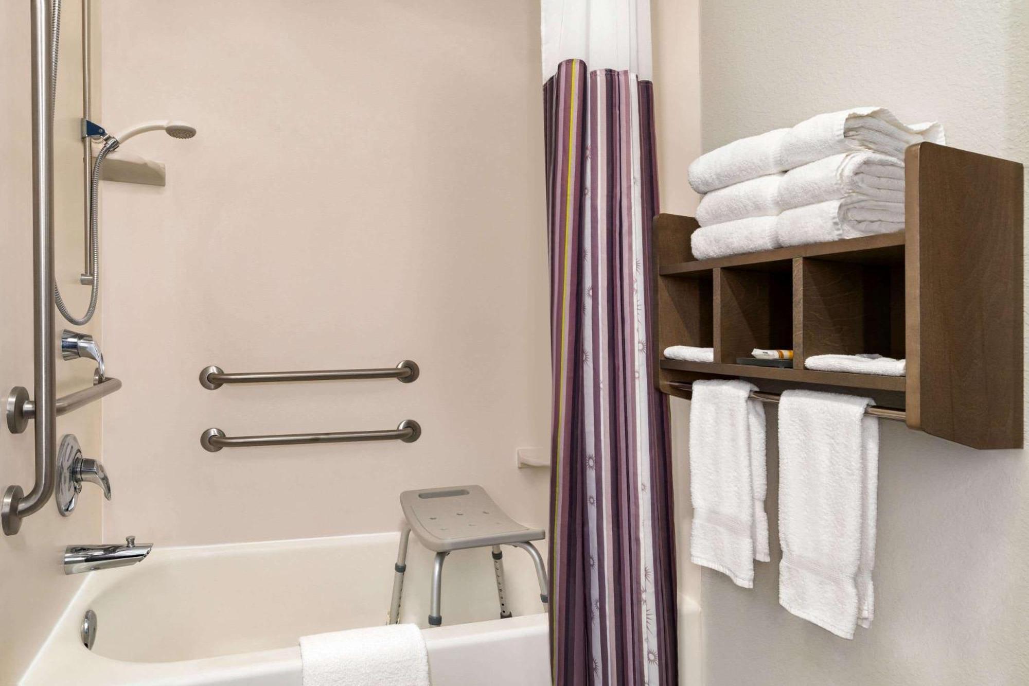Queen Room Two Queen Beds Mobility Access or Non-Smoking