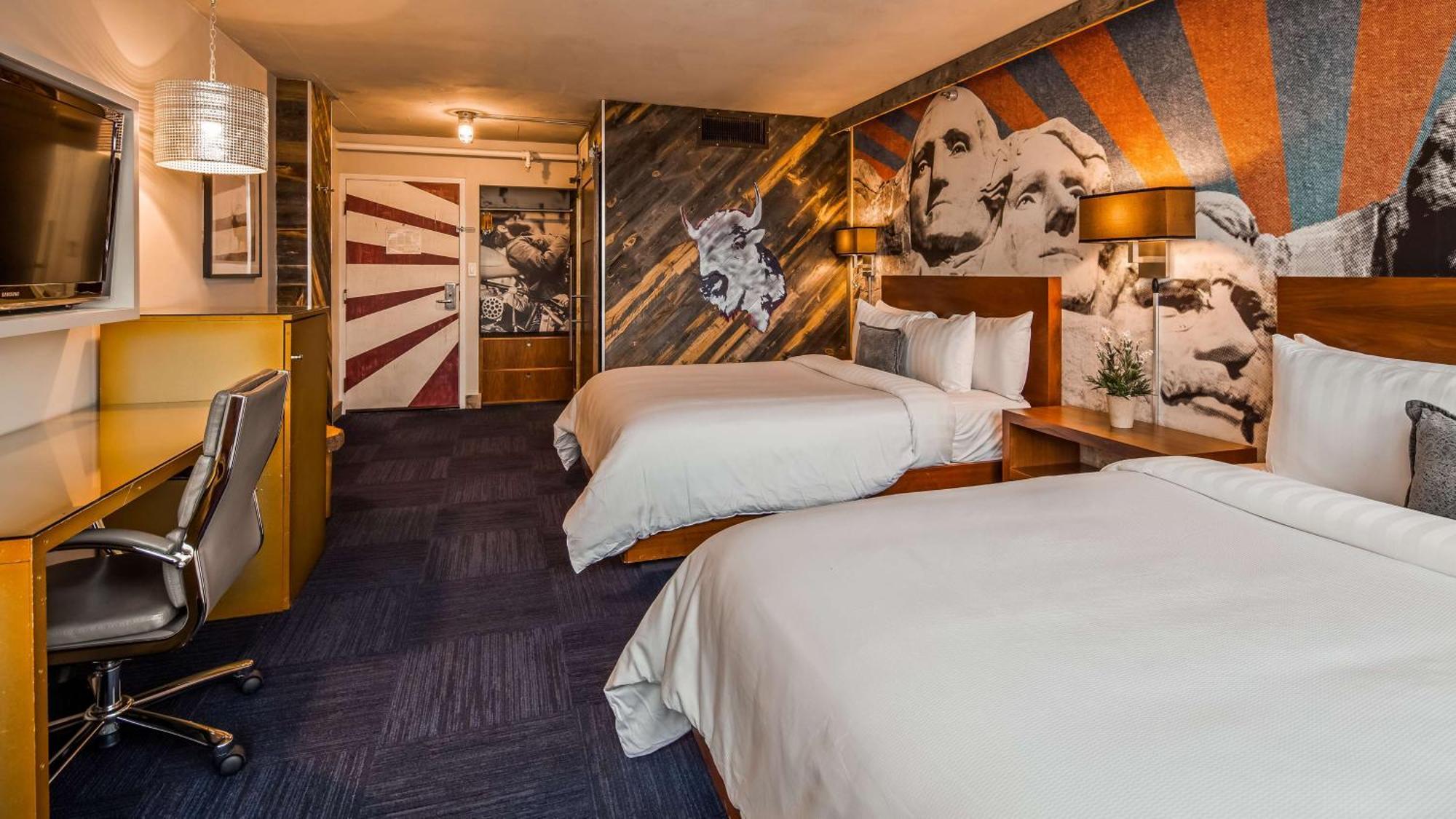 Queen Room Two Queen Beds