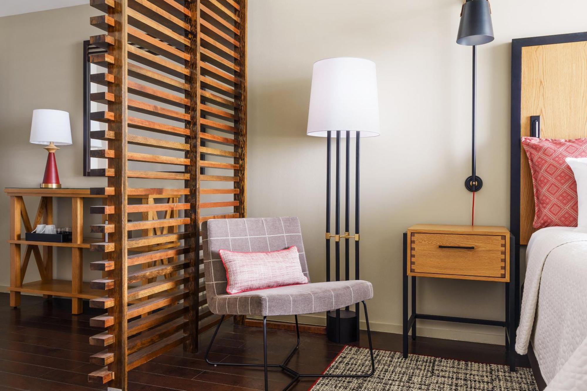 Standard King Room