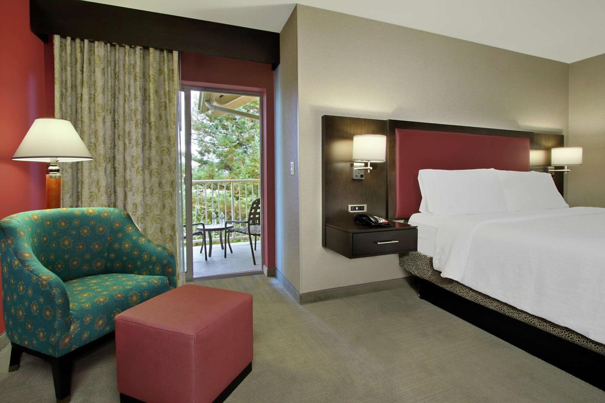 King Room Balcony,1449552142:JPEG