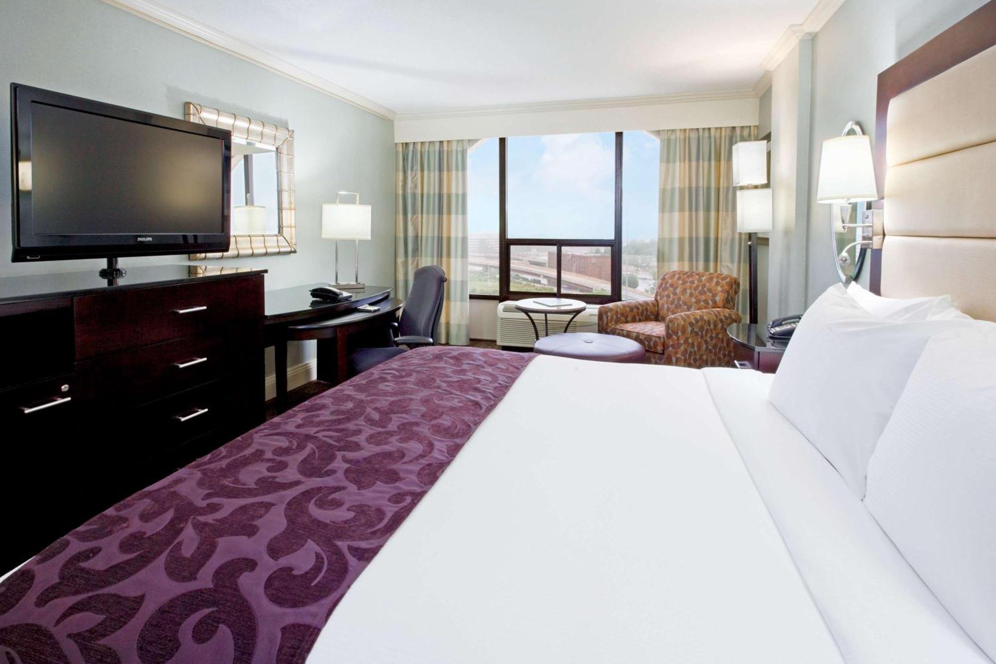 King Room,1280776252:JPEG