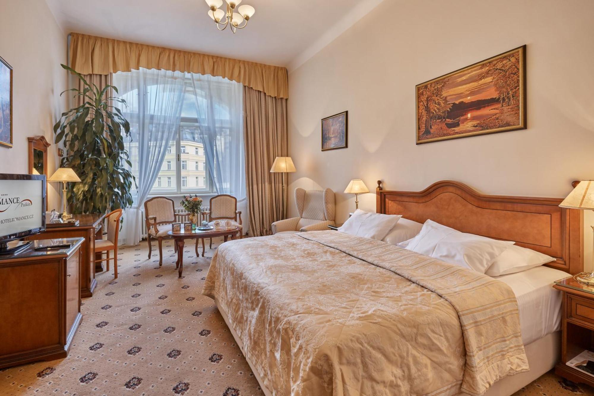 Exclusive Double Room City View