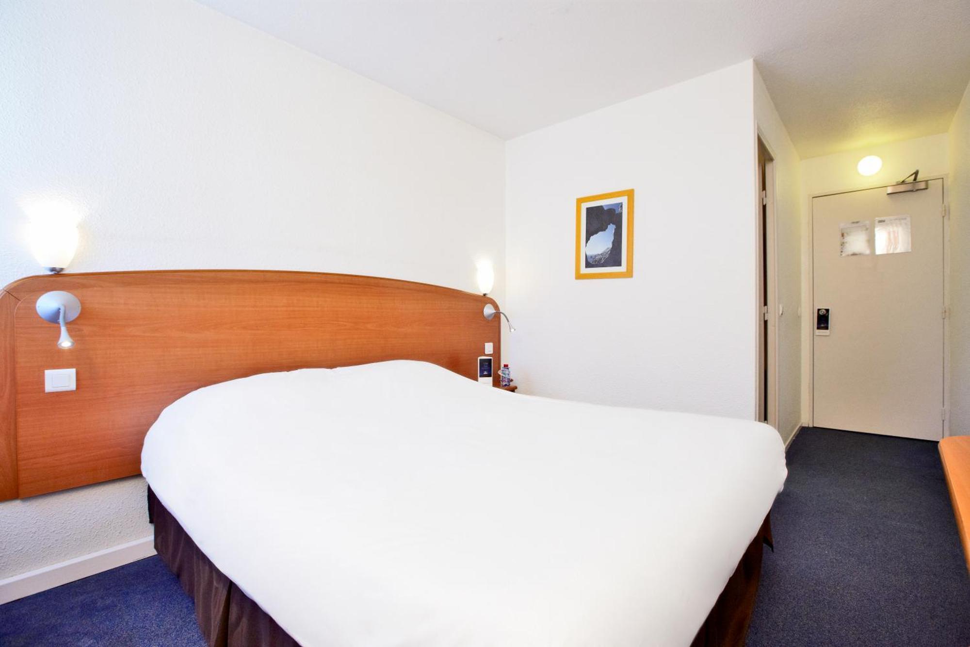Double Room One Double Bed