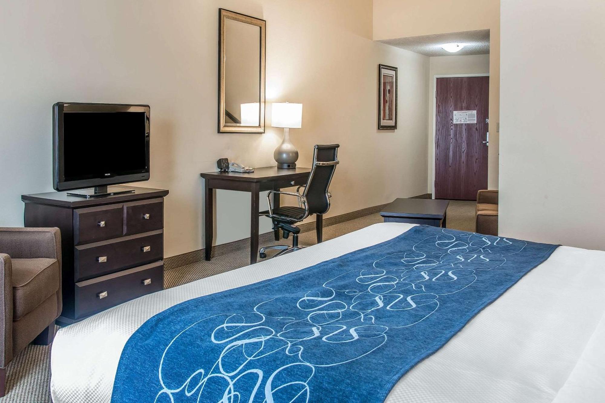 King Suite Disability Access or Non-Smoking