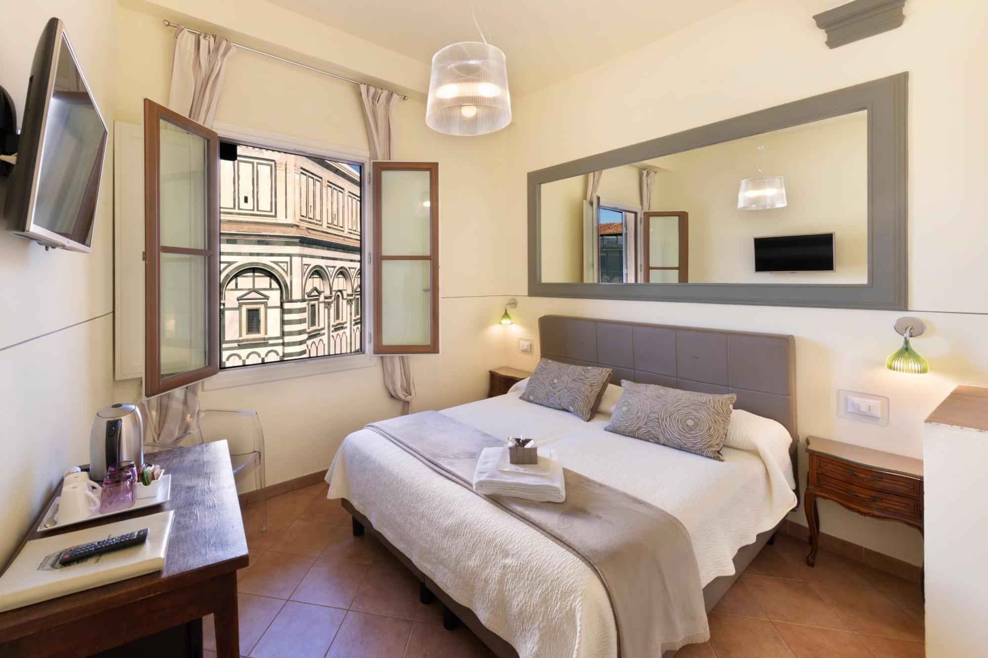 Double or Twin Room Duomo view