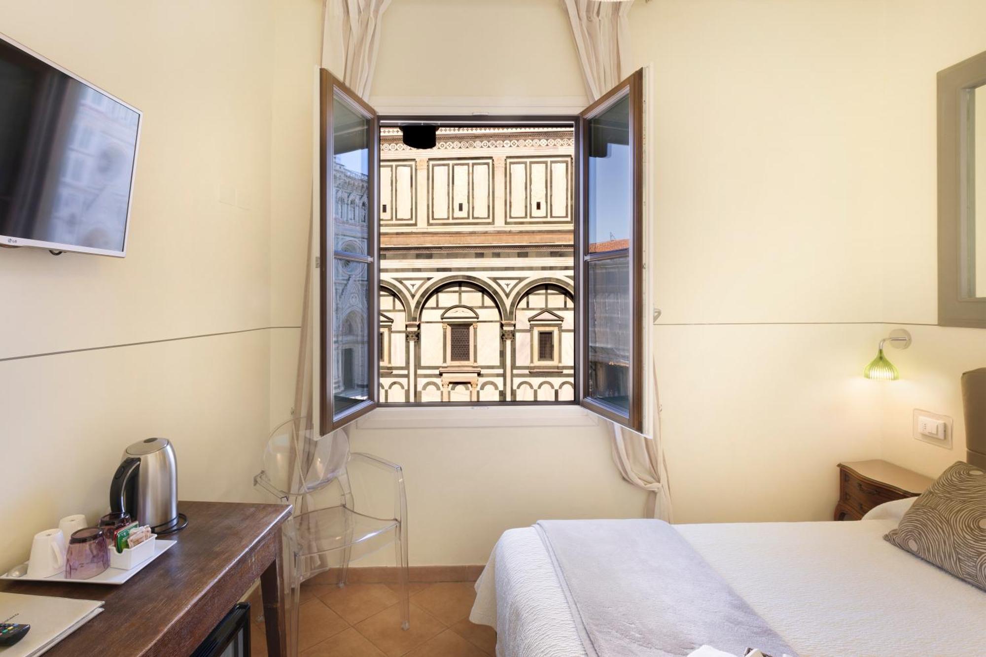 Double or Twin Room Duomo view