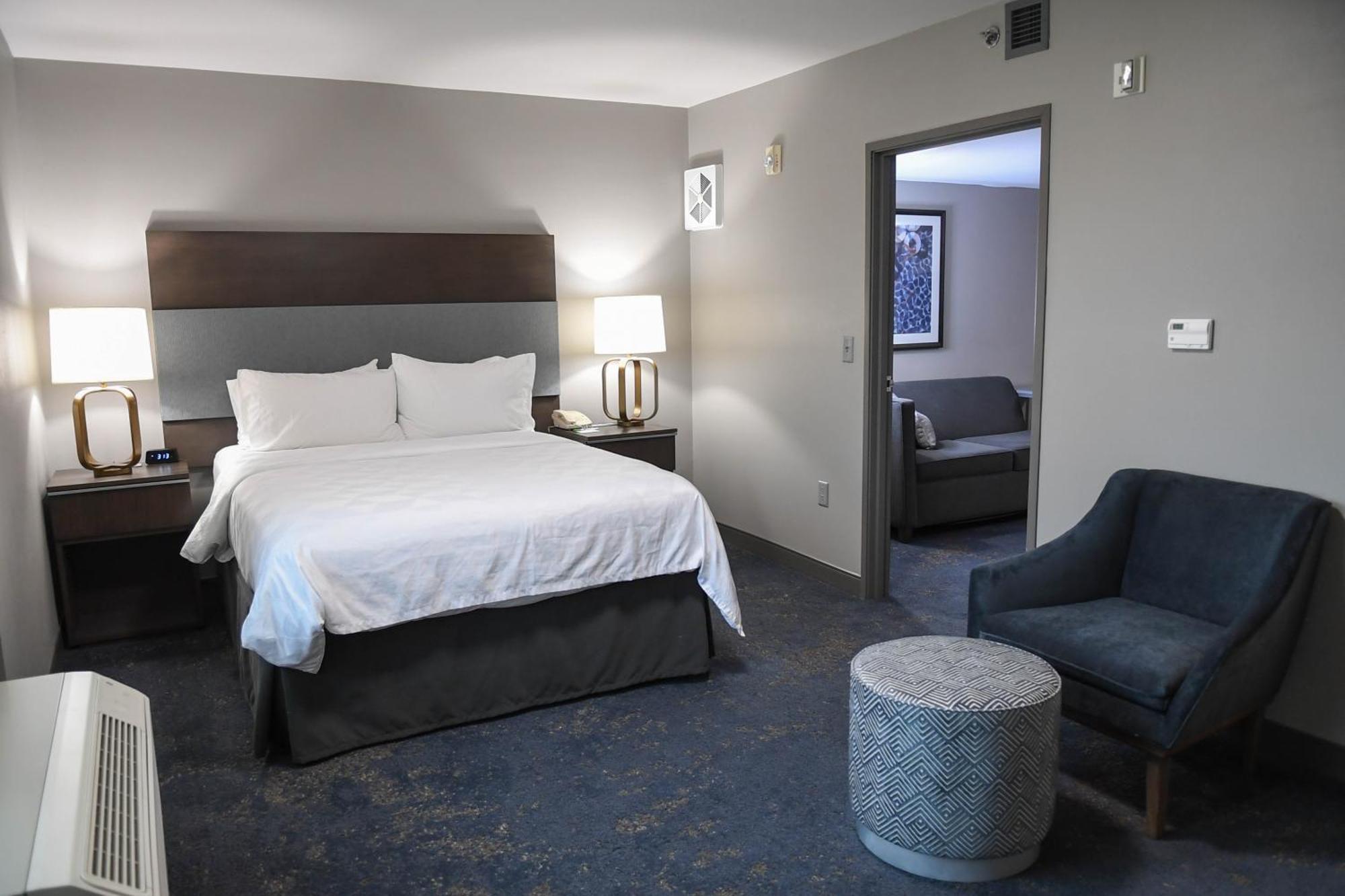 One-Bedroom Suite