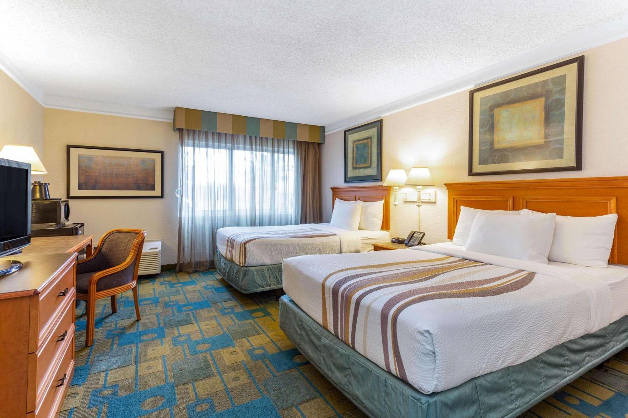 Deluxe Double Room Two Double Beds
