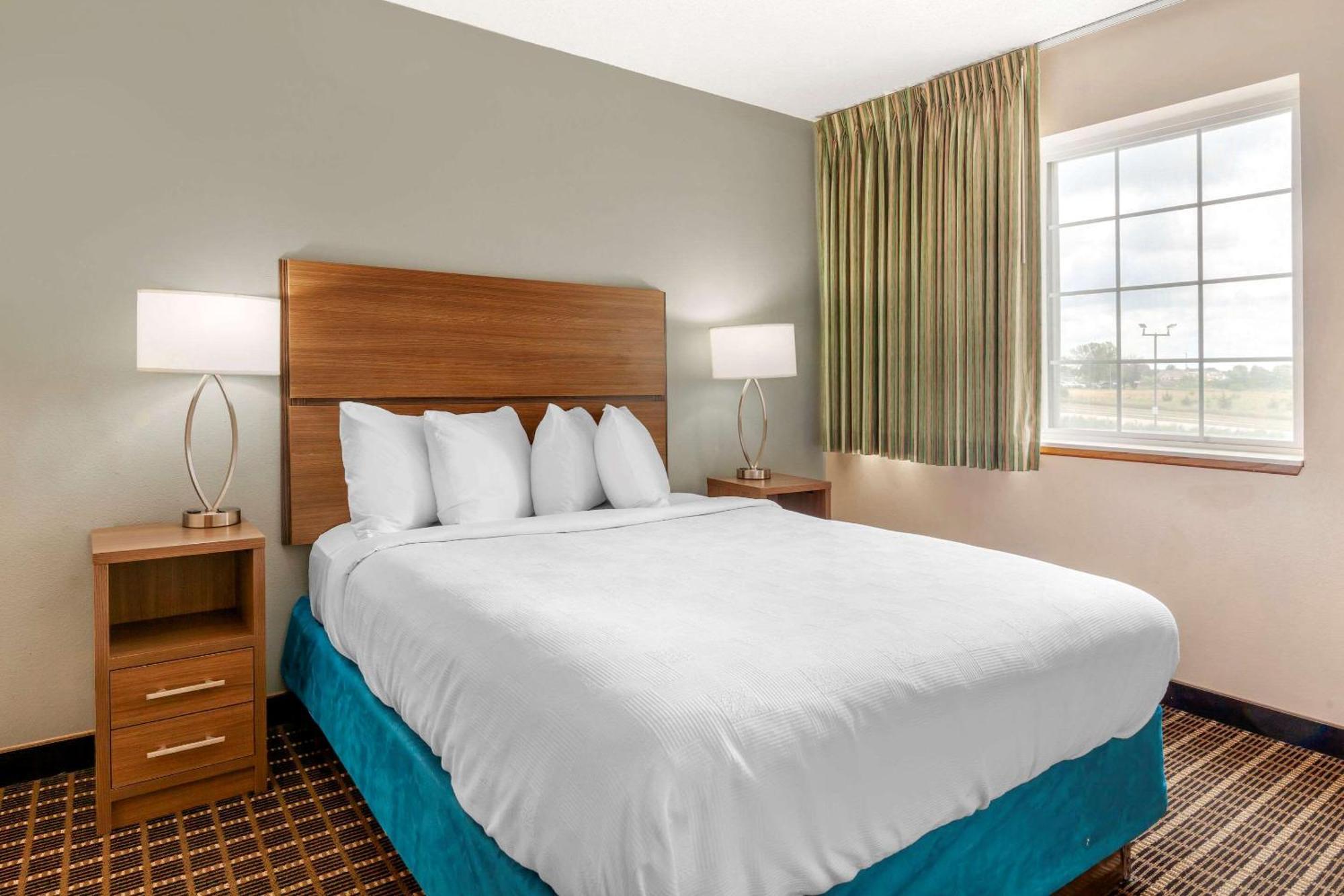 Efficiency One Room Suite Sofa Bed Non Smoking
