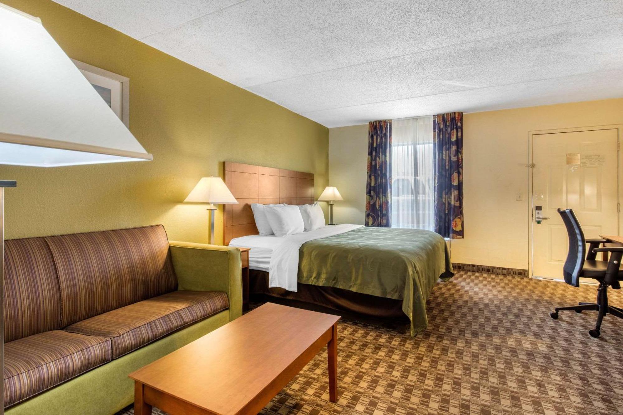 Superior King Suite Non-Smoking