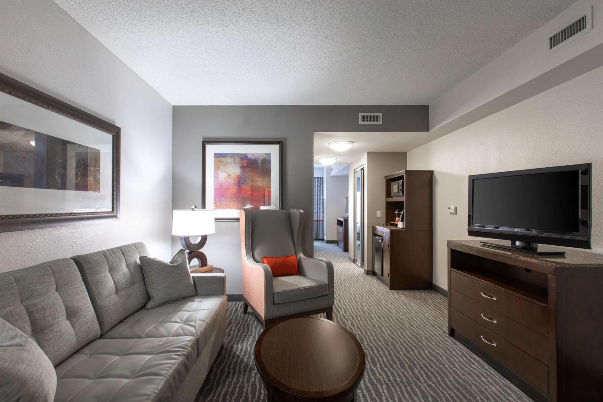Junior King Suite Non-Smoking