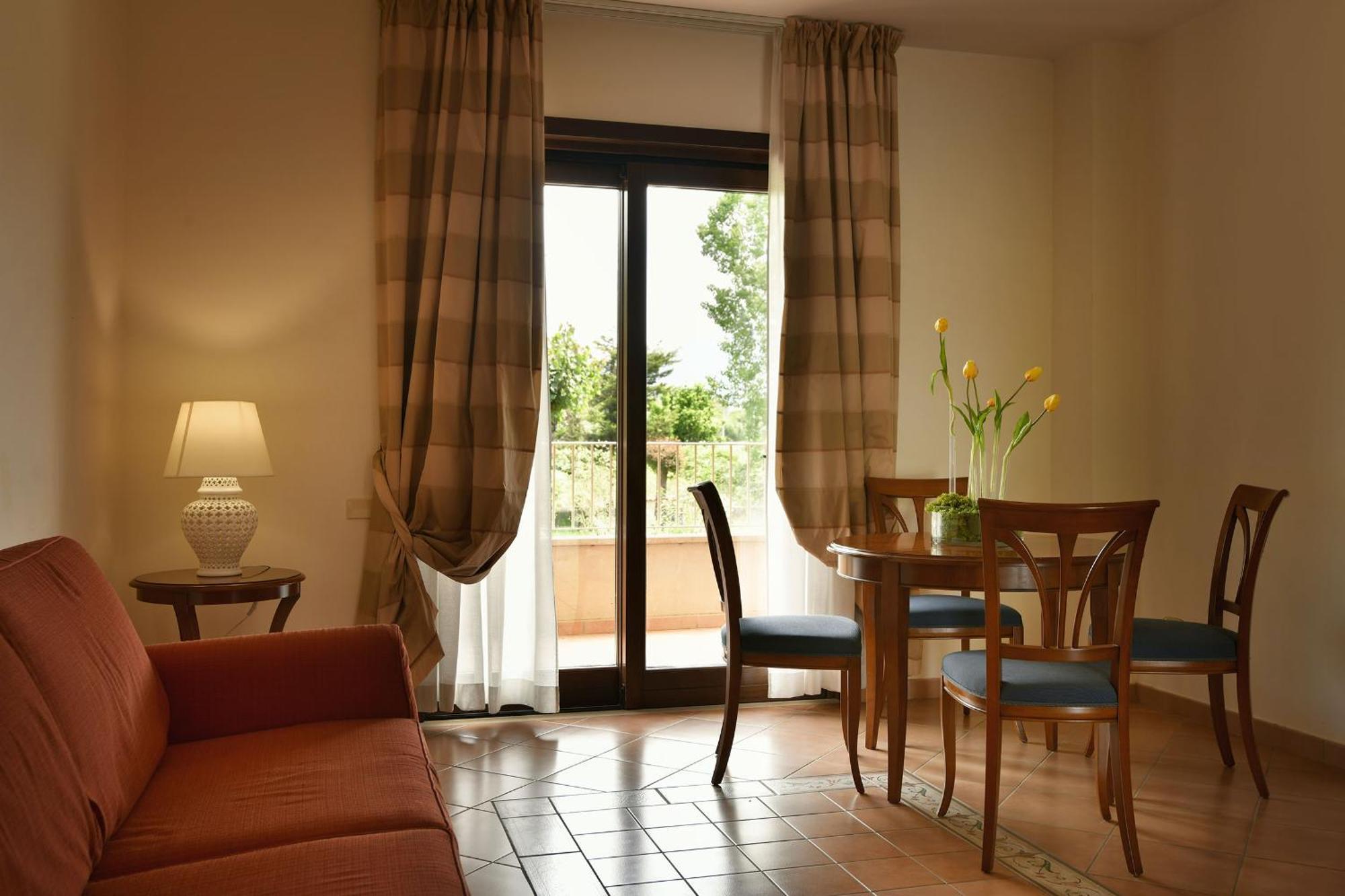 Family Double Room,1281541360:JPEG