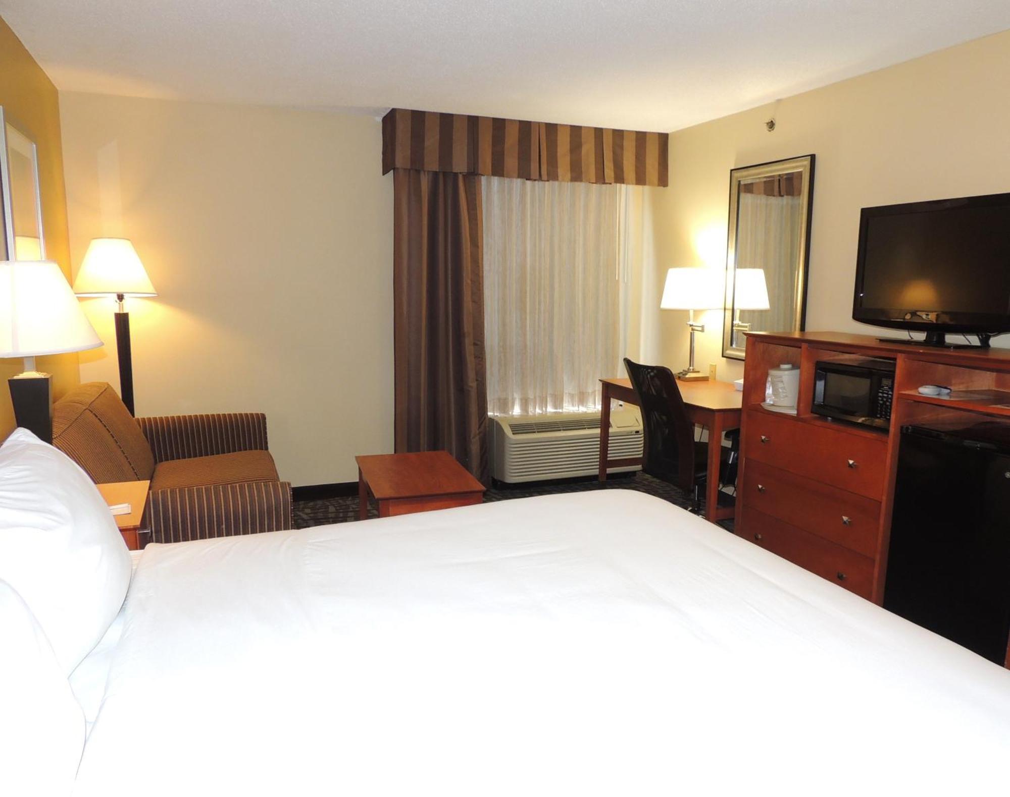 Standard King Room,1451579407:JPEG