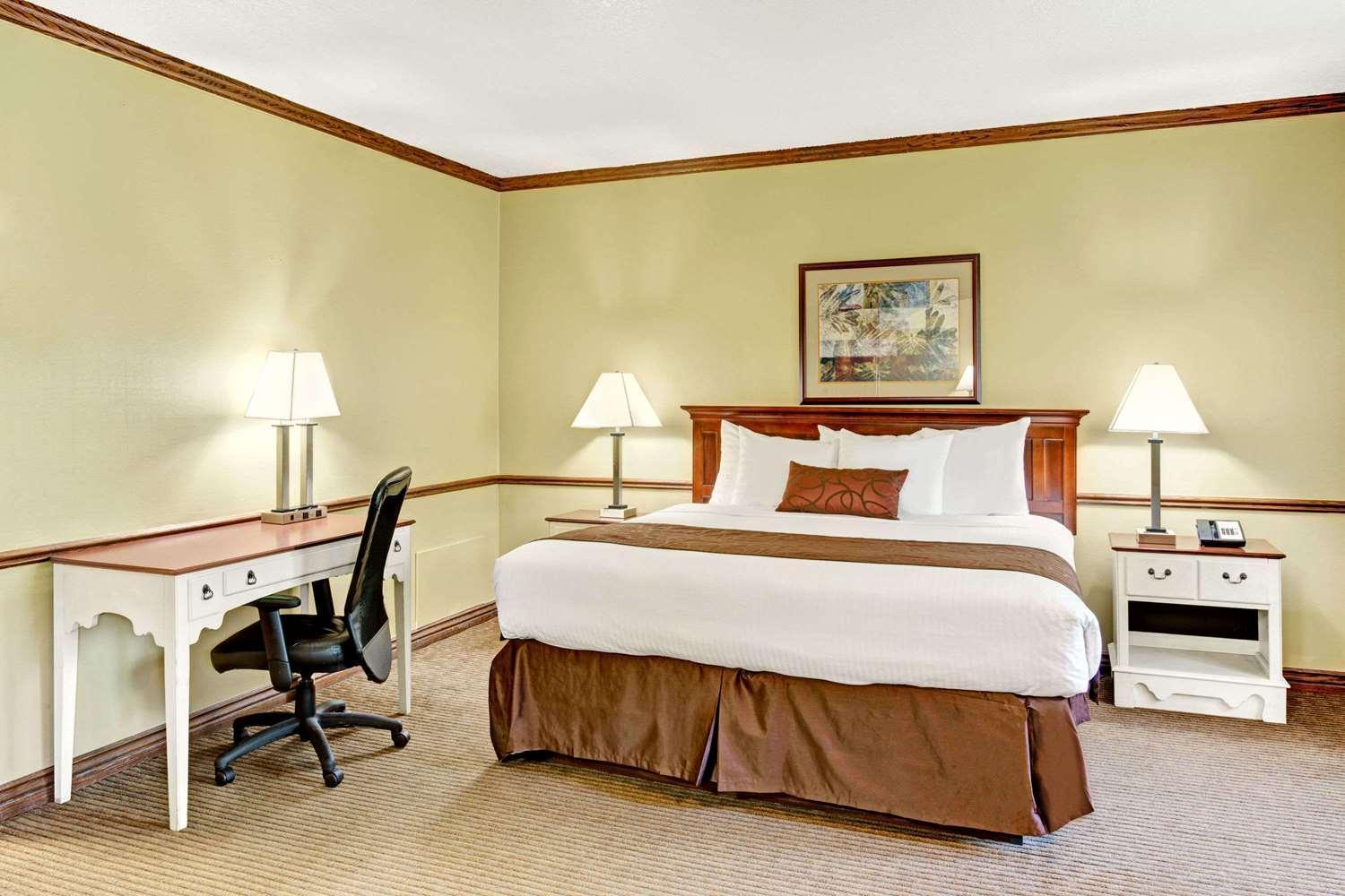 King Room Non-Smoking