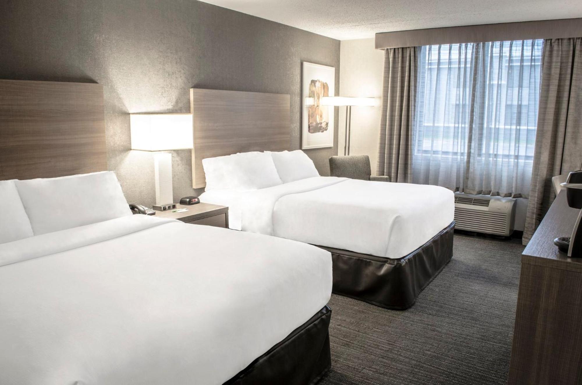 Standard Room with Two Queen Beds