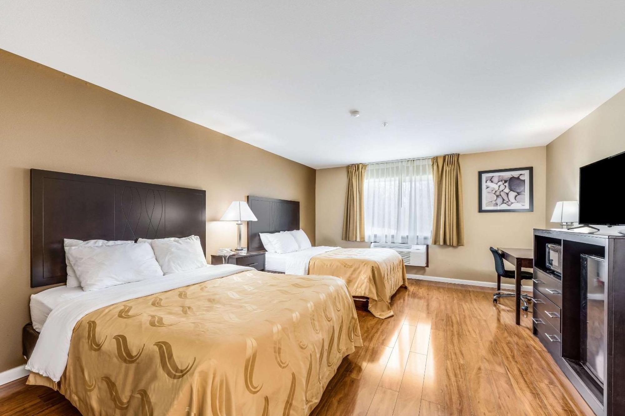 Queen Room Two Queen Beds Accessible or Non-Smoking
