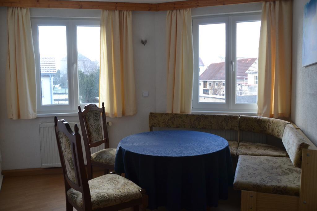 Large Twin Room
