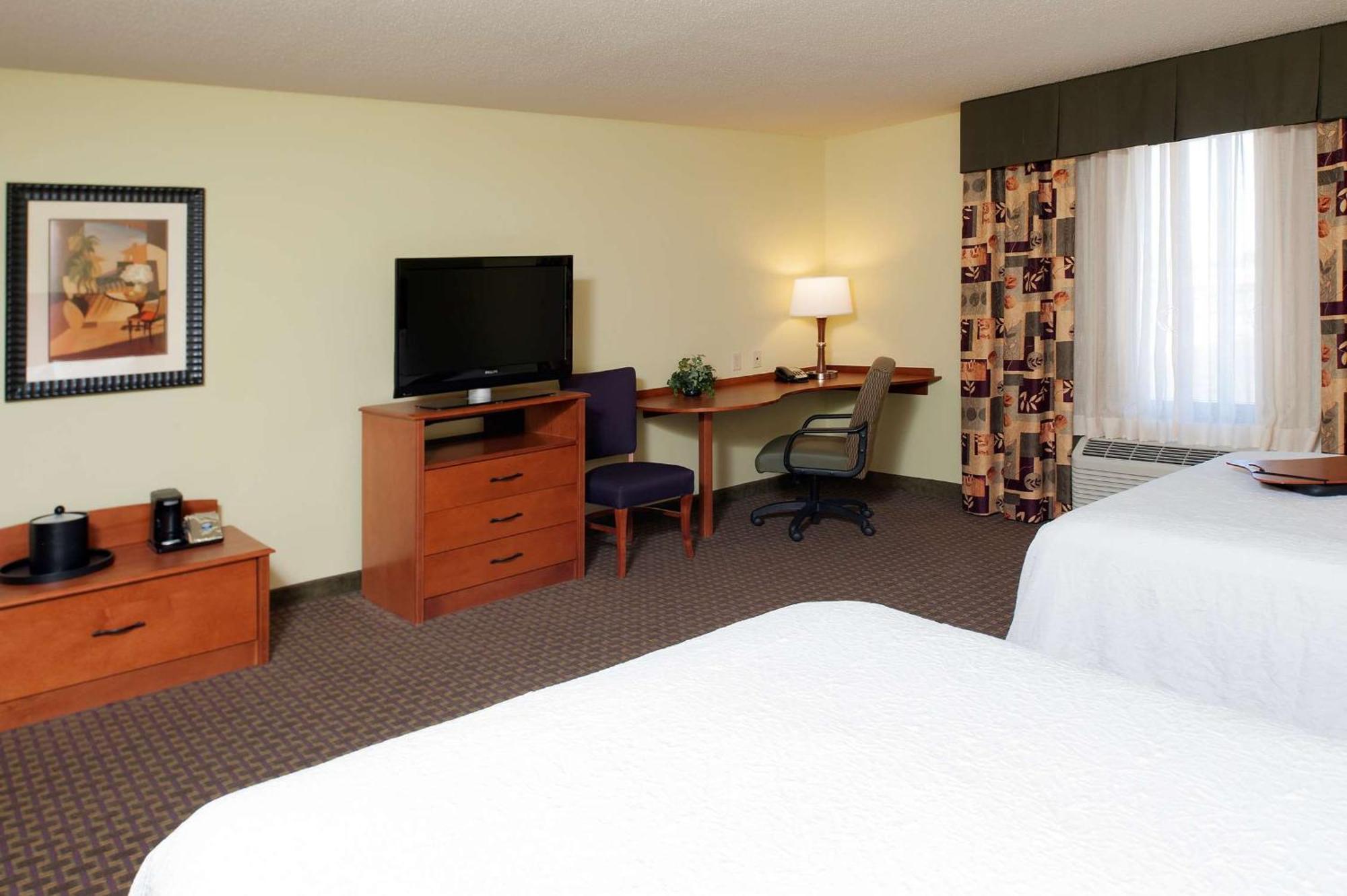 Room Two Queen Beds Non-Smoking