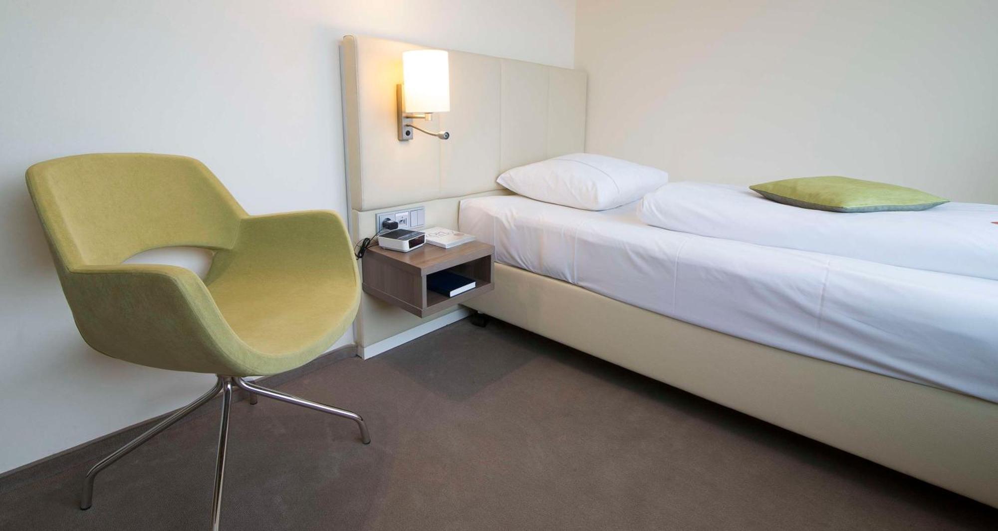 Business Single Room with Roll-In Shower and Adjustable Shower Chair - Mobility Accessible,1657165444:JPEG