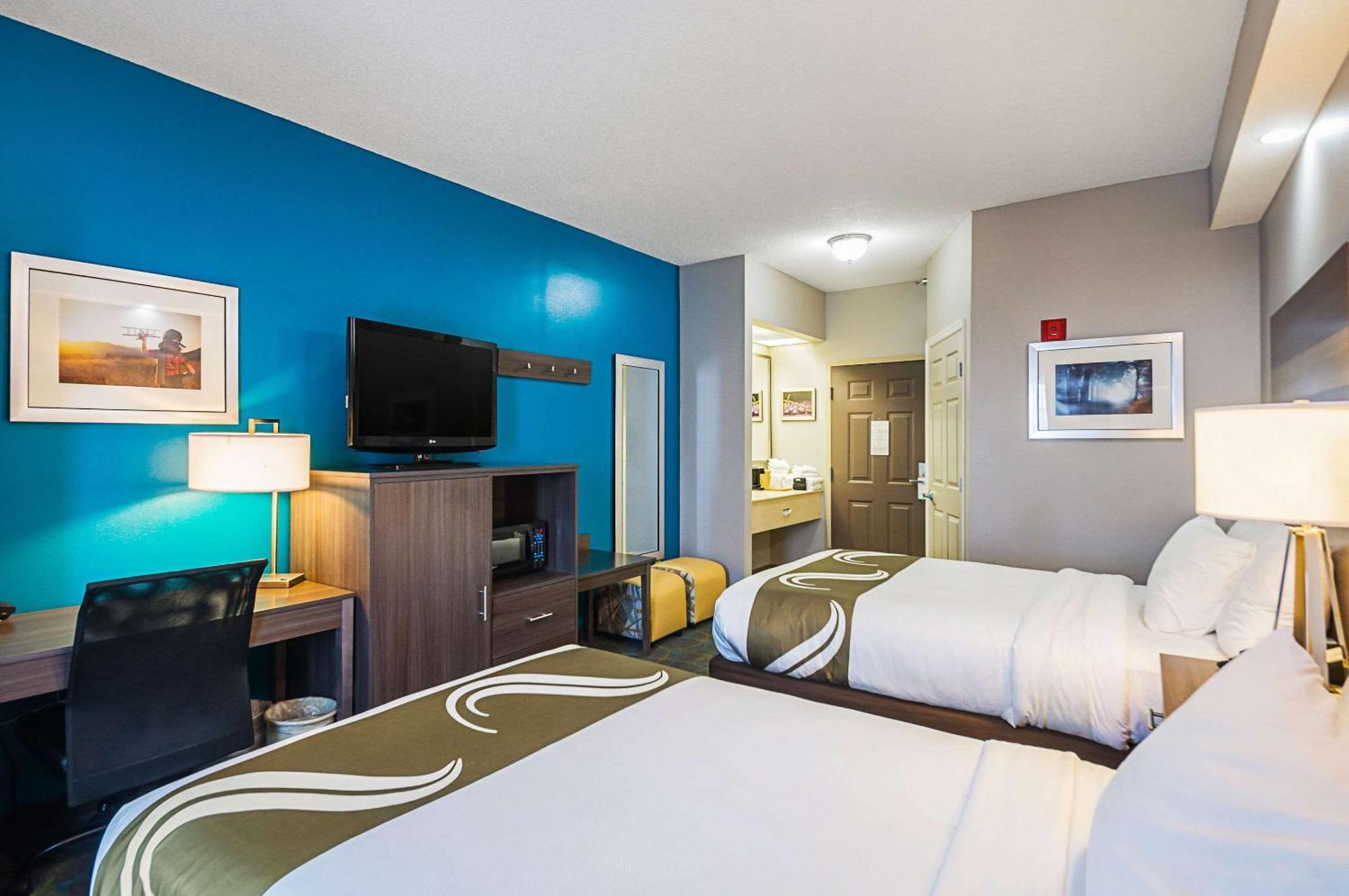 Double Room Two Double Beds Non-Smoking
