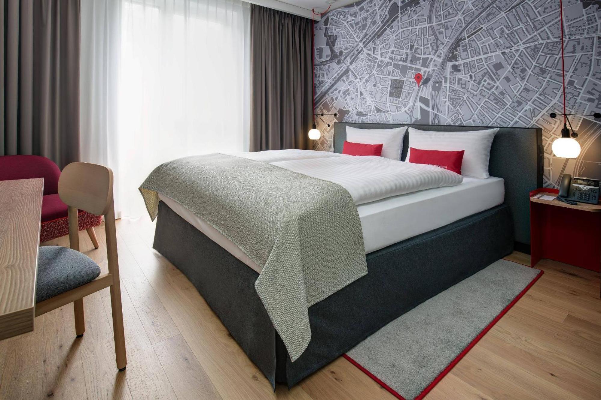 Superior Queen Room