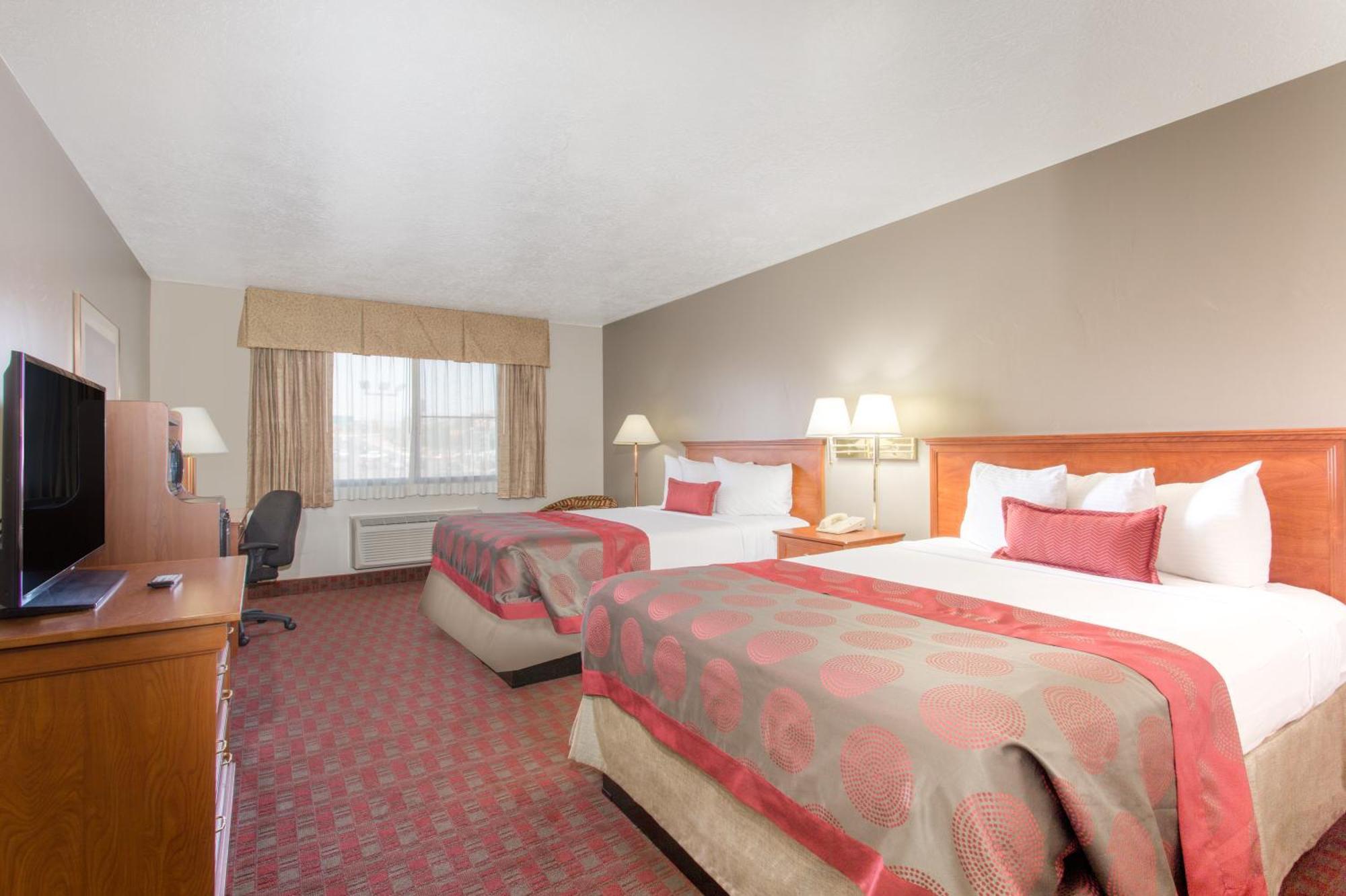 Queen Room Two Queen Beds Non-Smoking