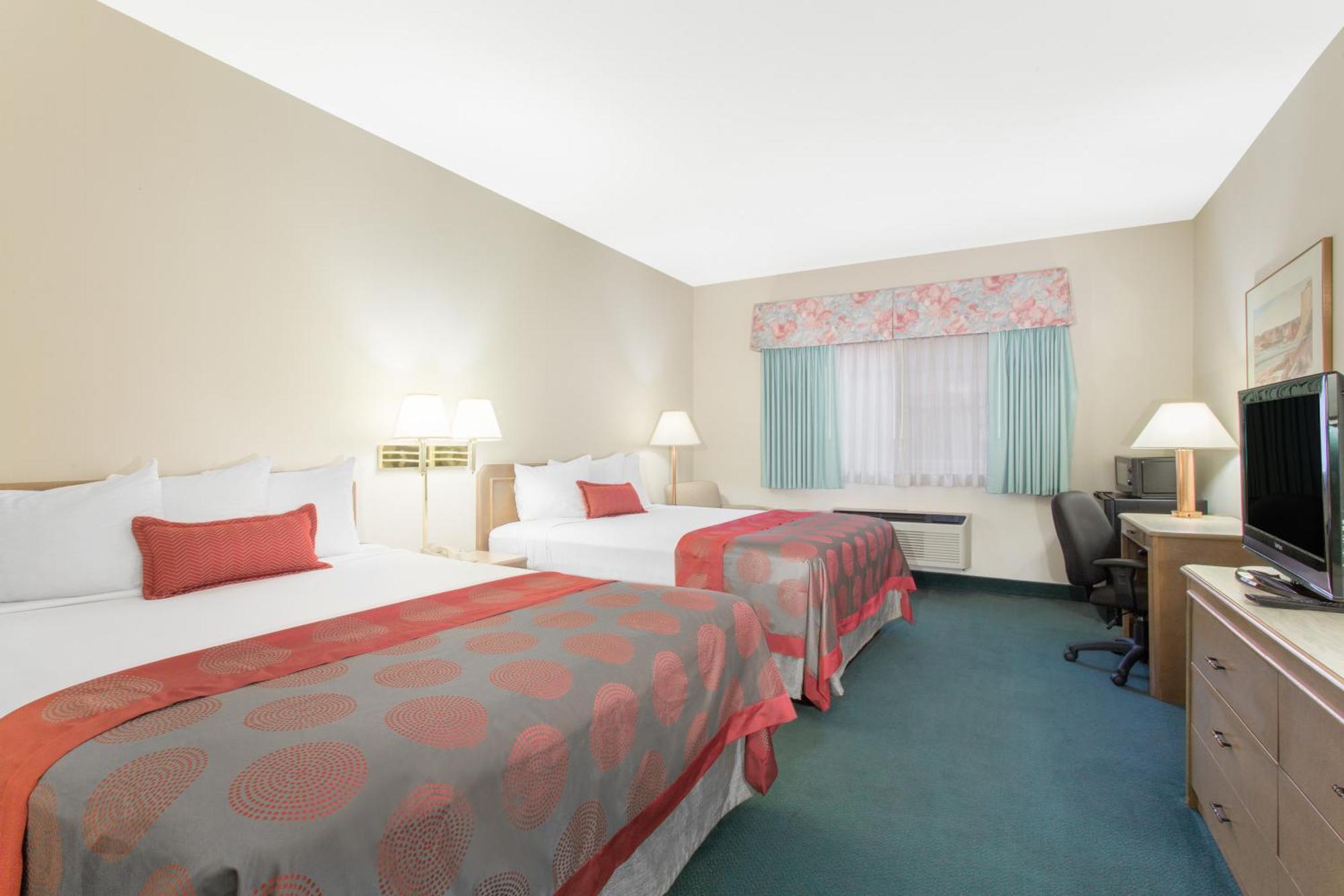Queen Room Two Queen Beds Non-Smoking