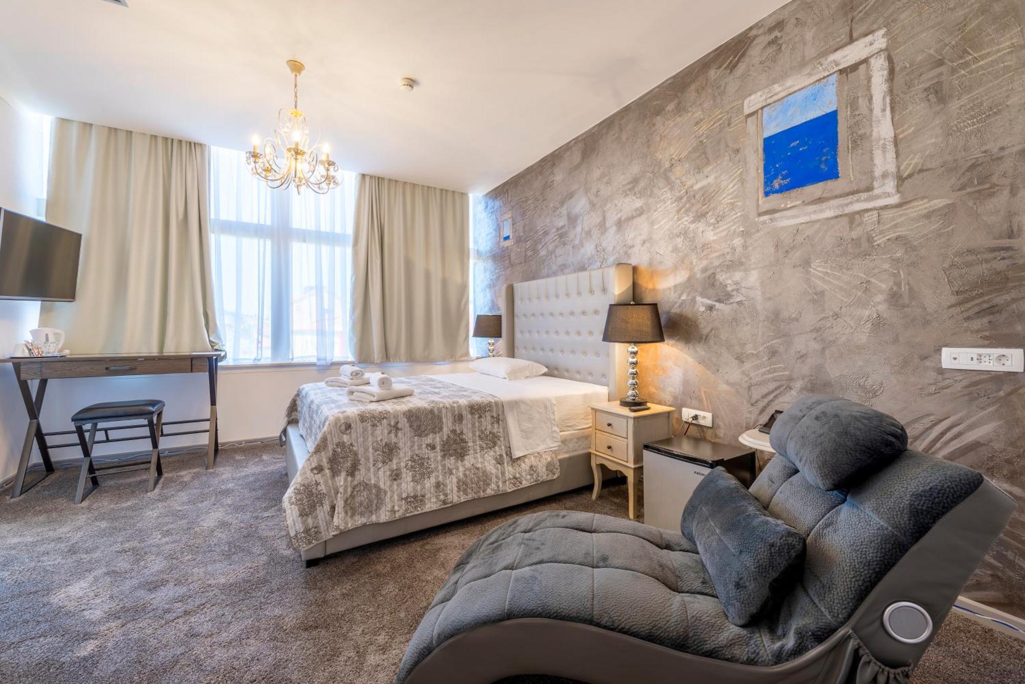Superior Suite