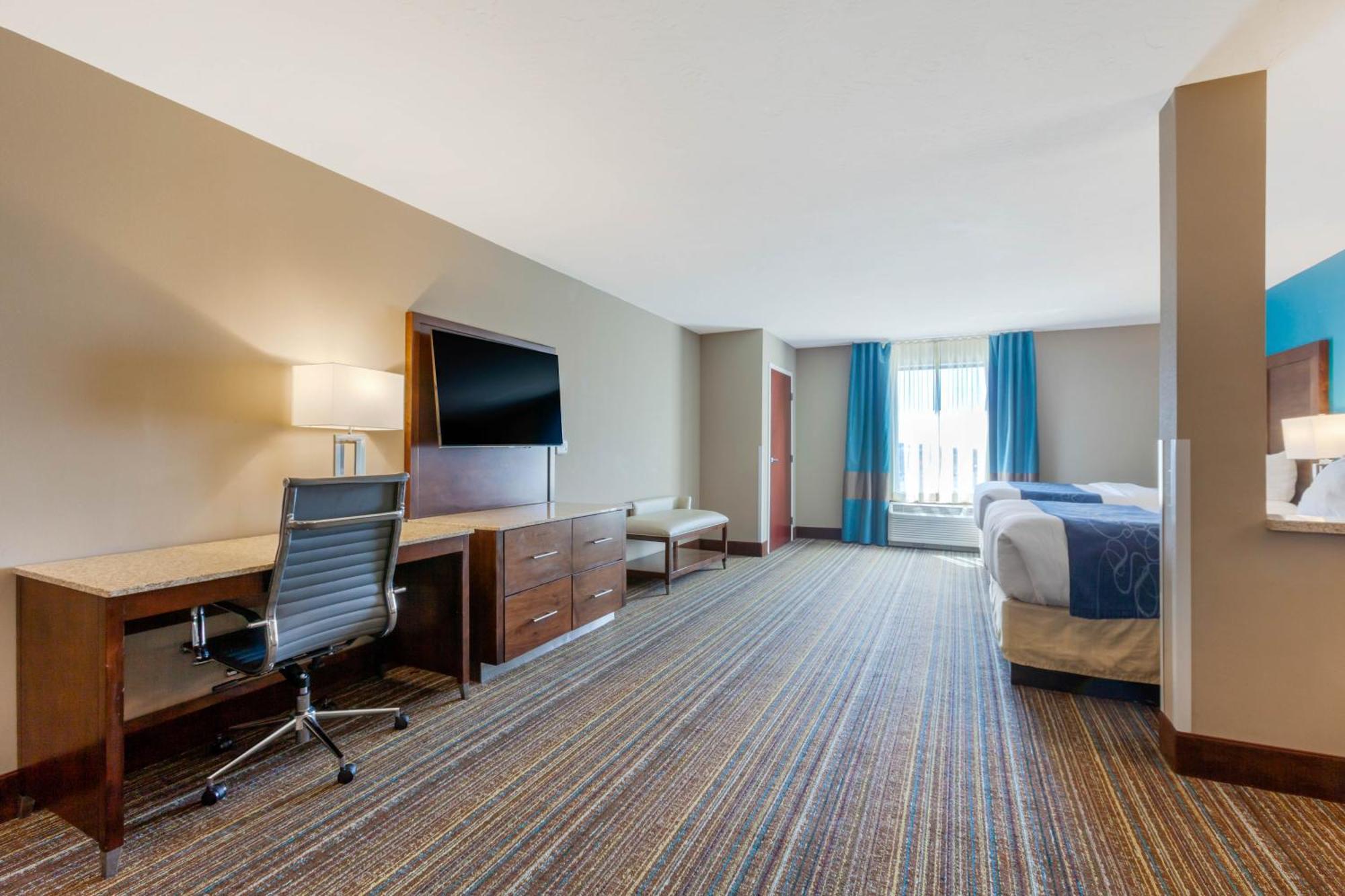 Queen Suite Two Queen Beds Accessible or Non-Smoking