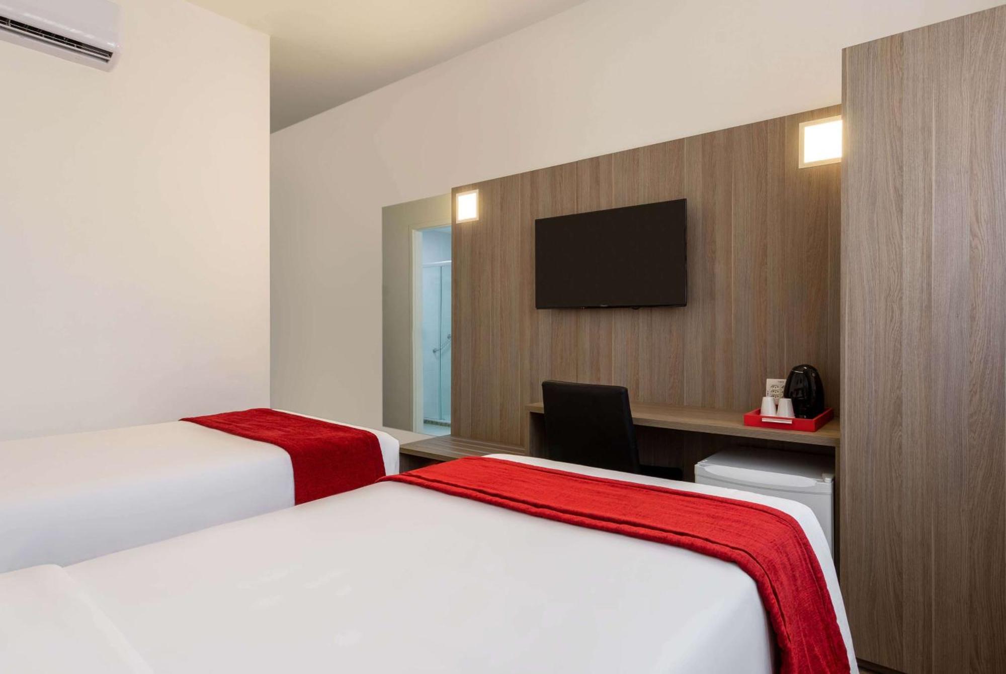 Standard Twin Room,863766431:JPEG
