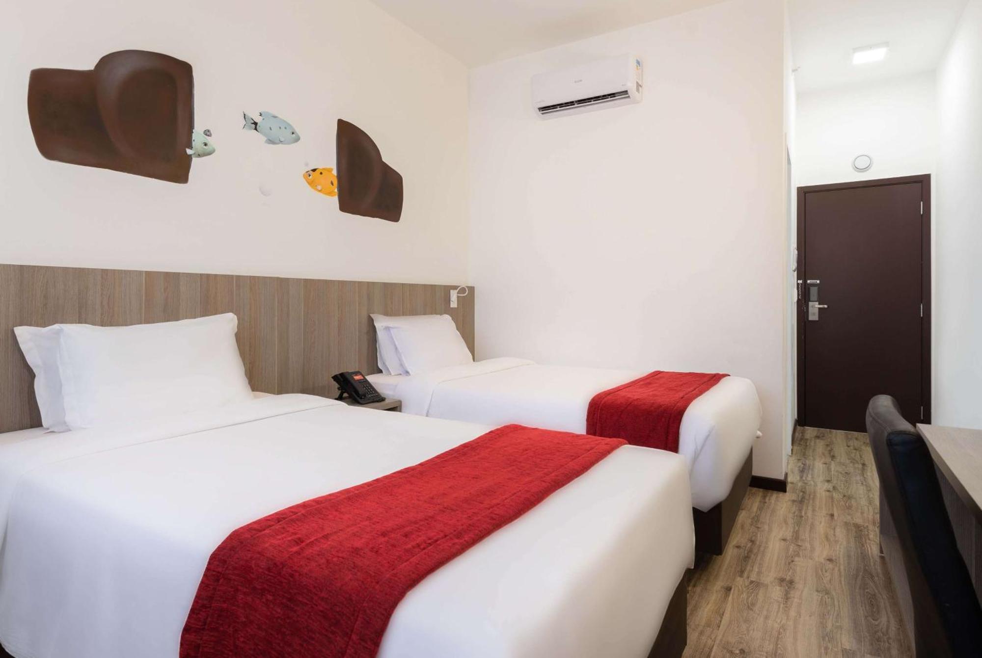 Standard Twin Room