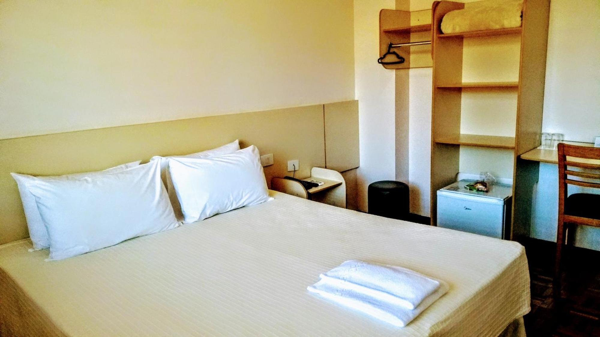Standard Twin Room,1742959455:JPEG