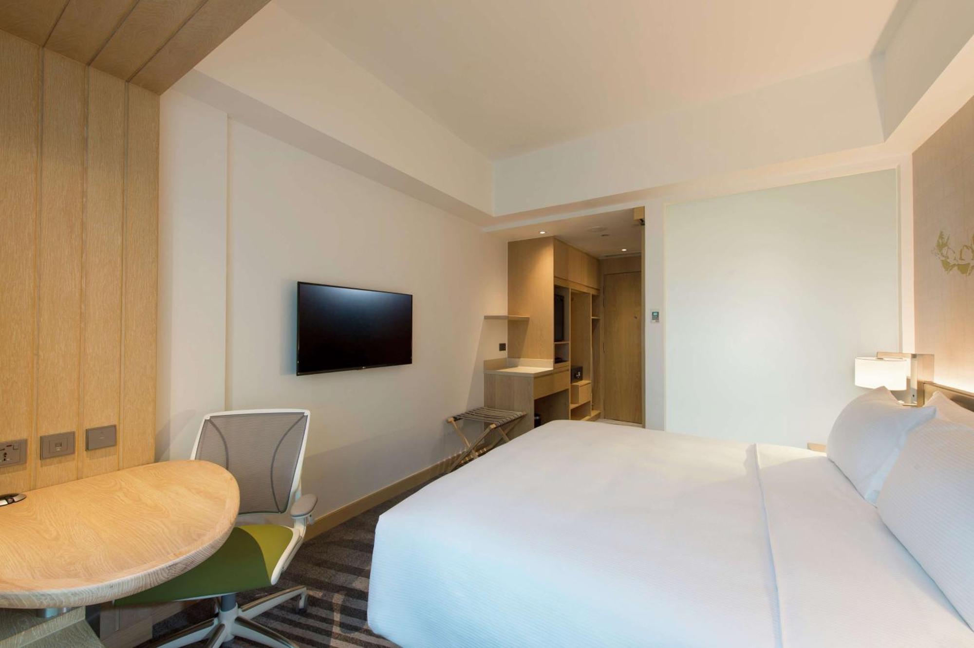 King Guest Room,1454183686:JPEG