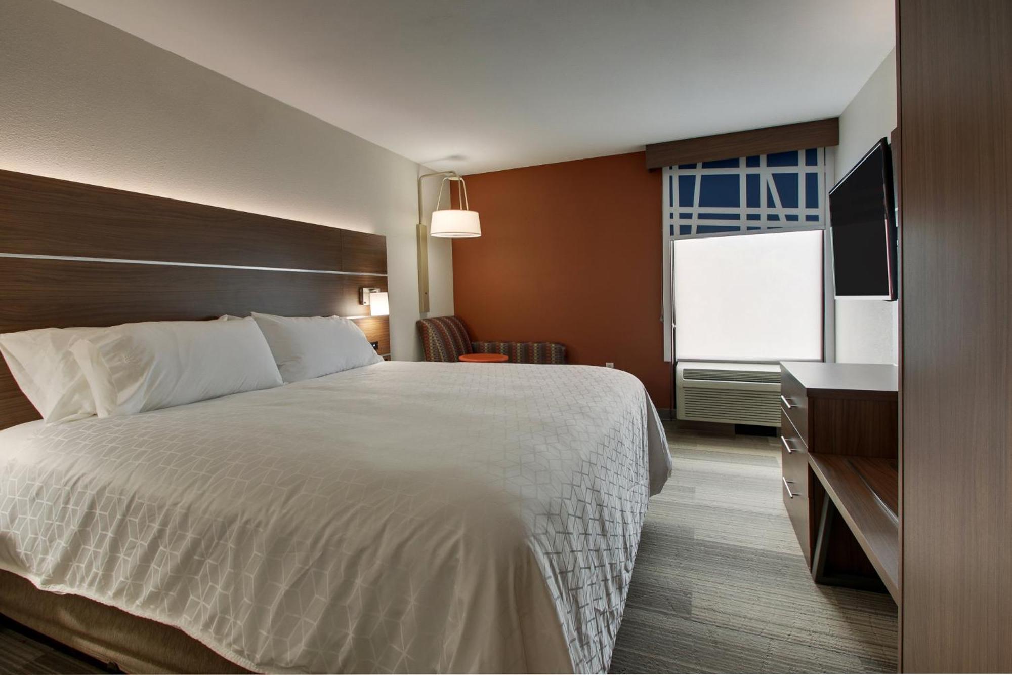 Standard King Room,1339994459:JPEG