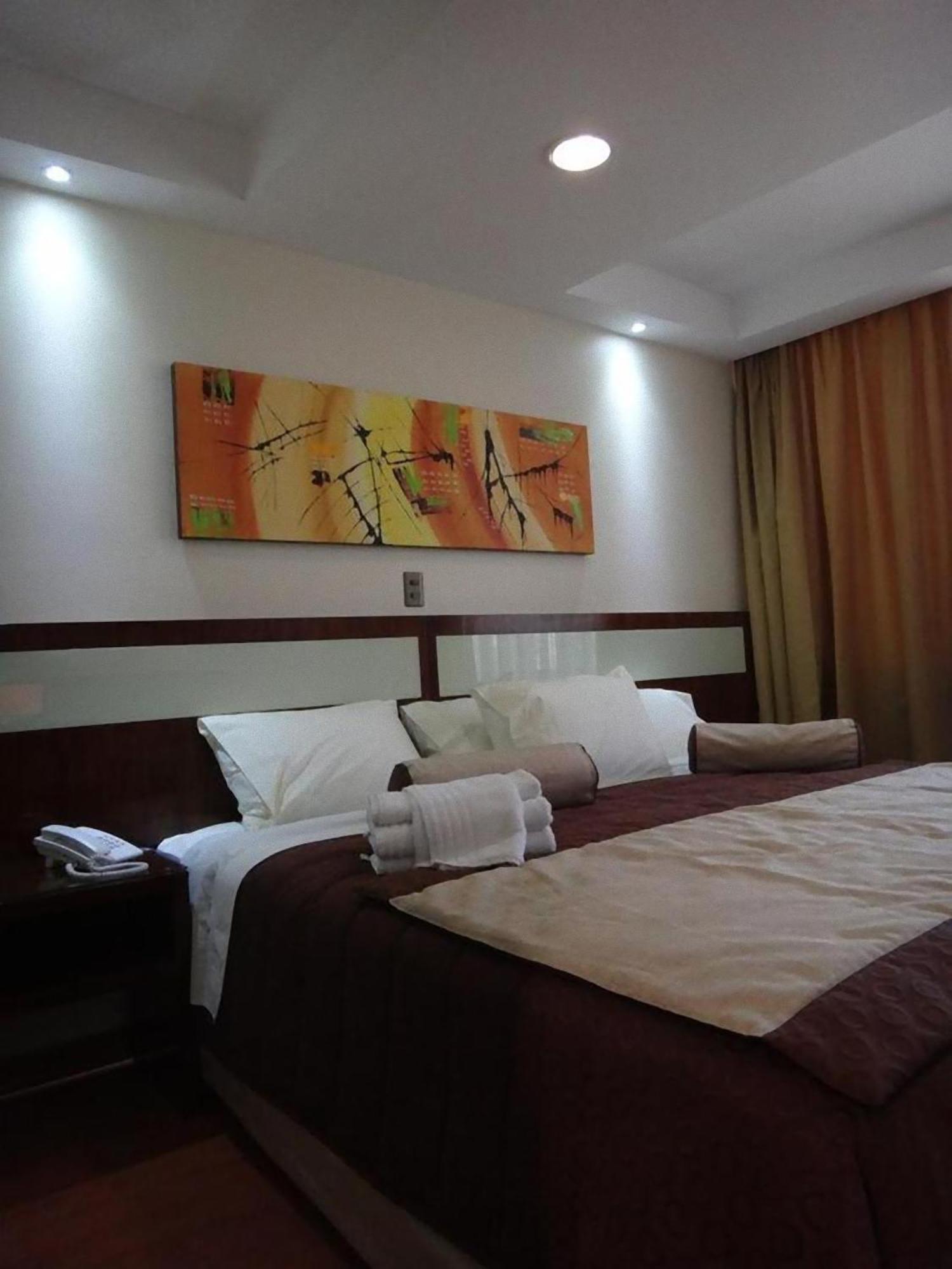 Executive Room