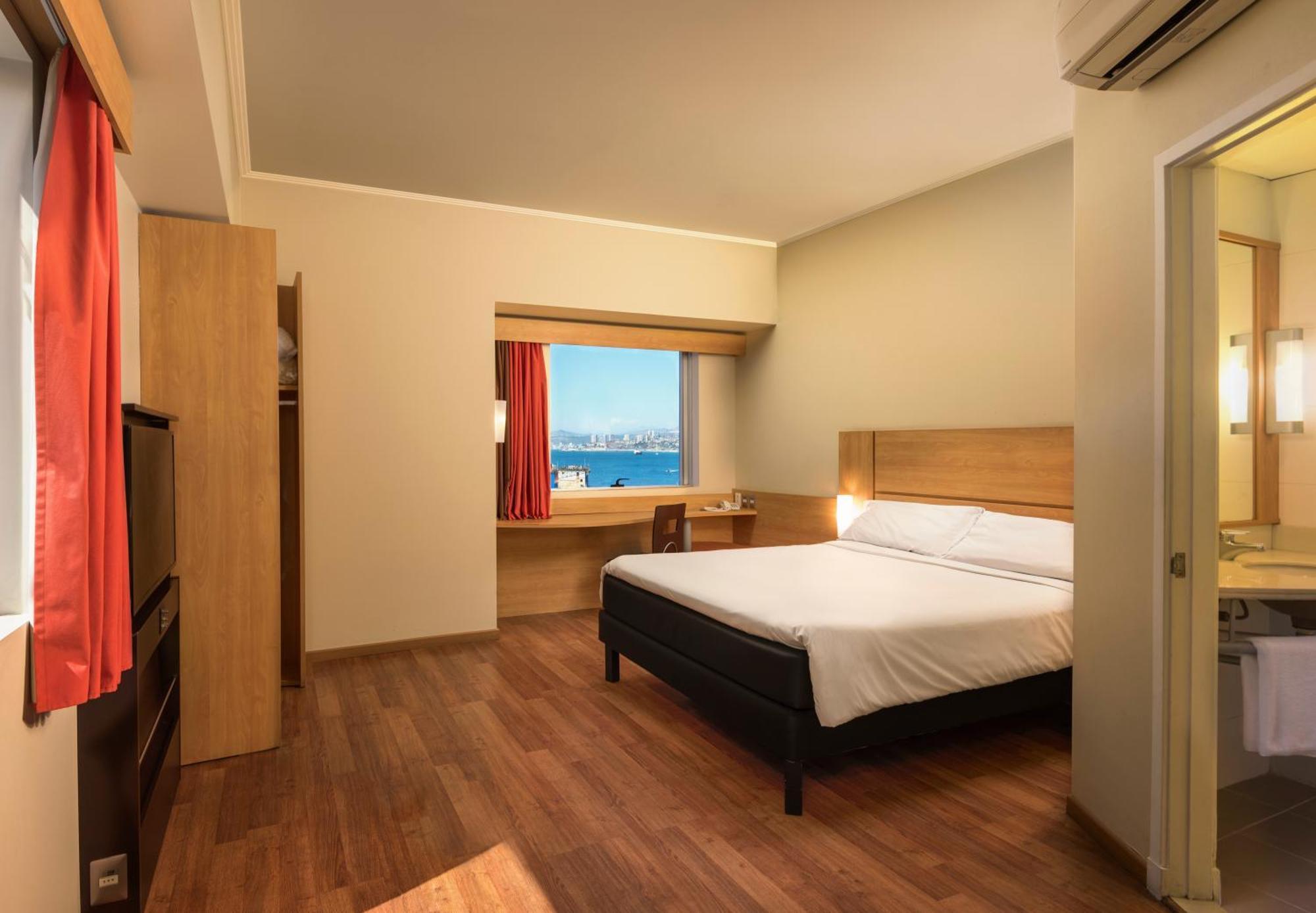 Queen Room Sea View,1283565652:JPEG