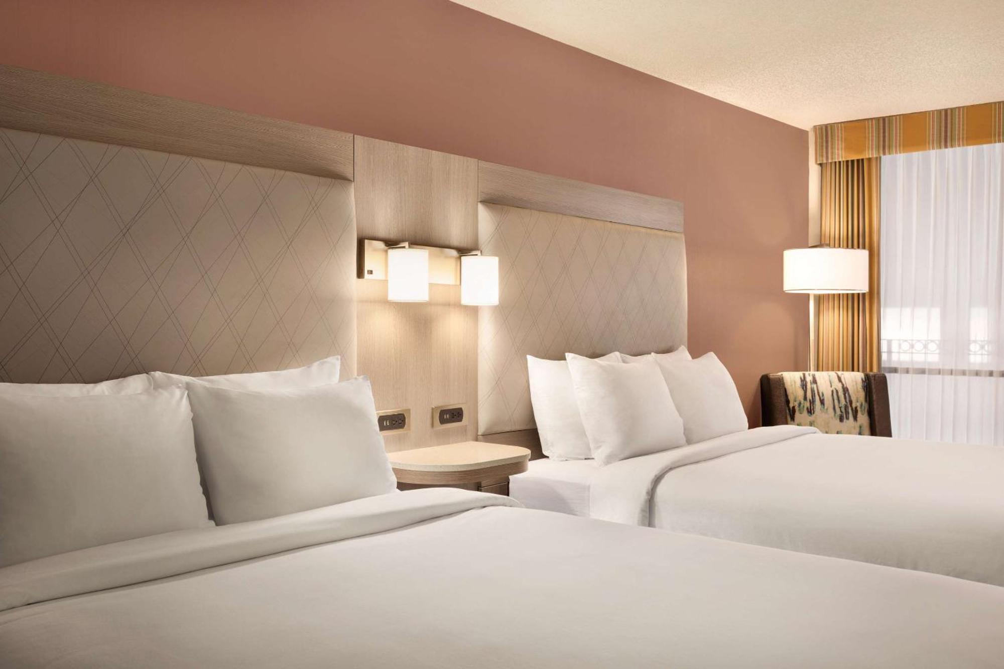 Queen Room with Two Queen Beds - Non-Smoking