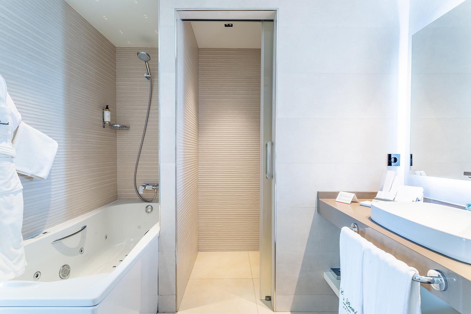 Junior Suite Garden View Spa Access