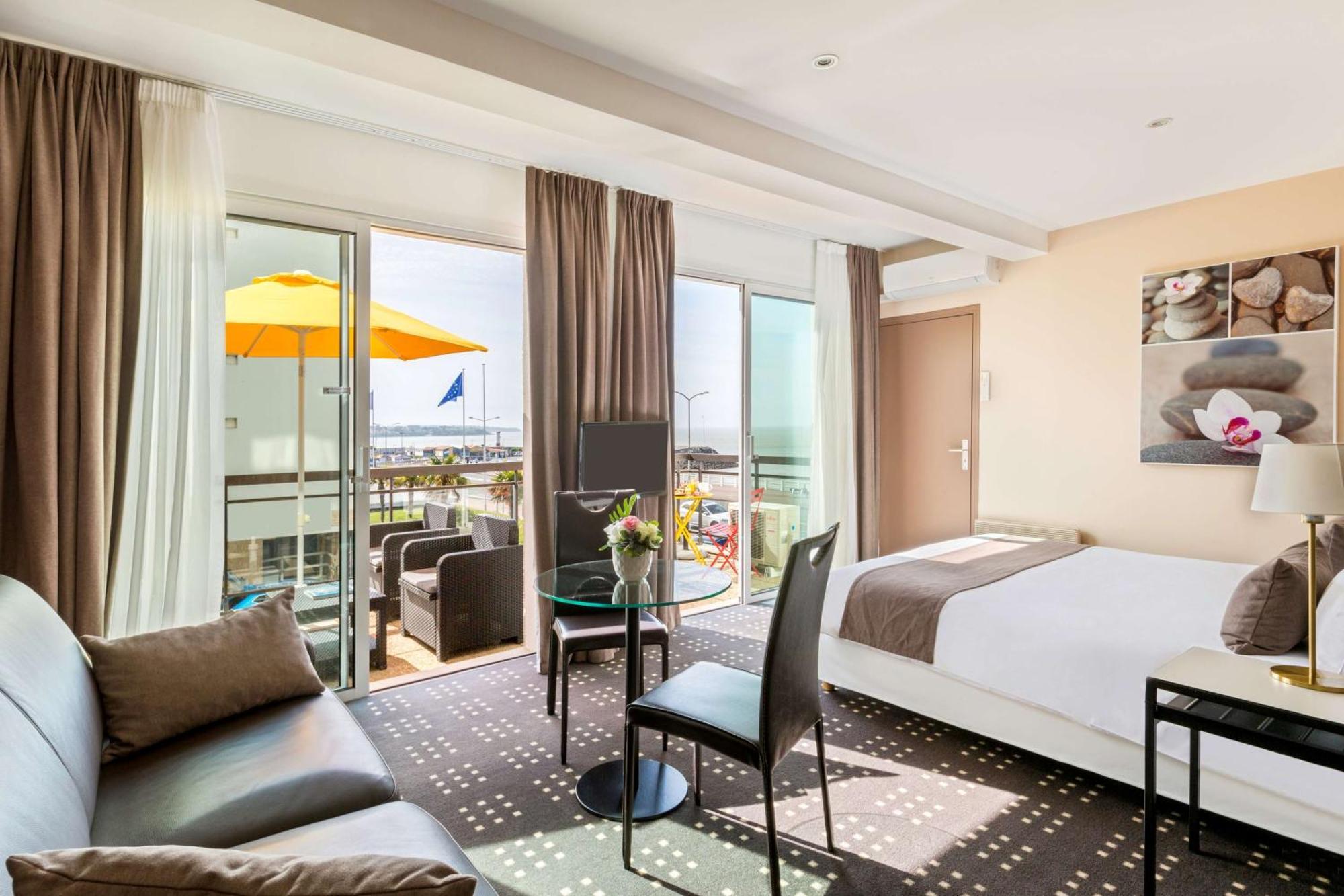 Junior Suite Sea View Terrace,1284123265:JPEG