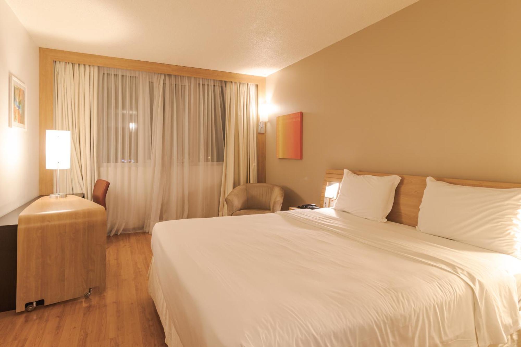 Superior Queen Room