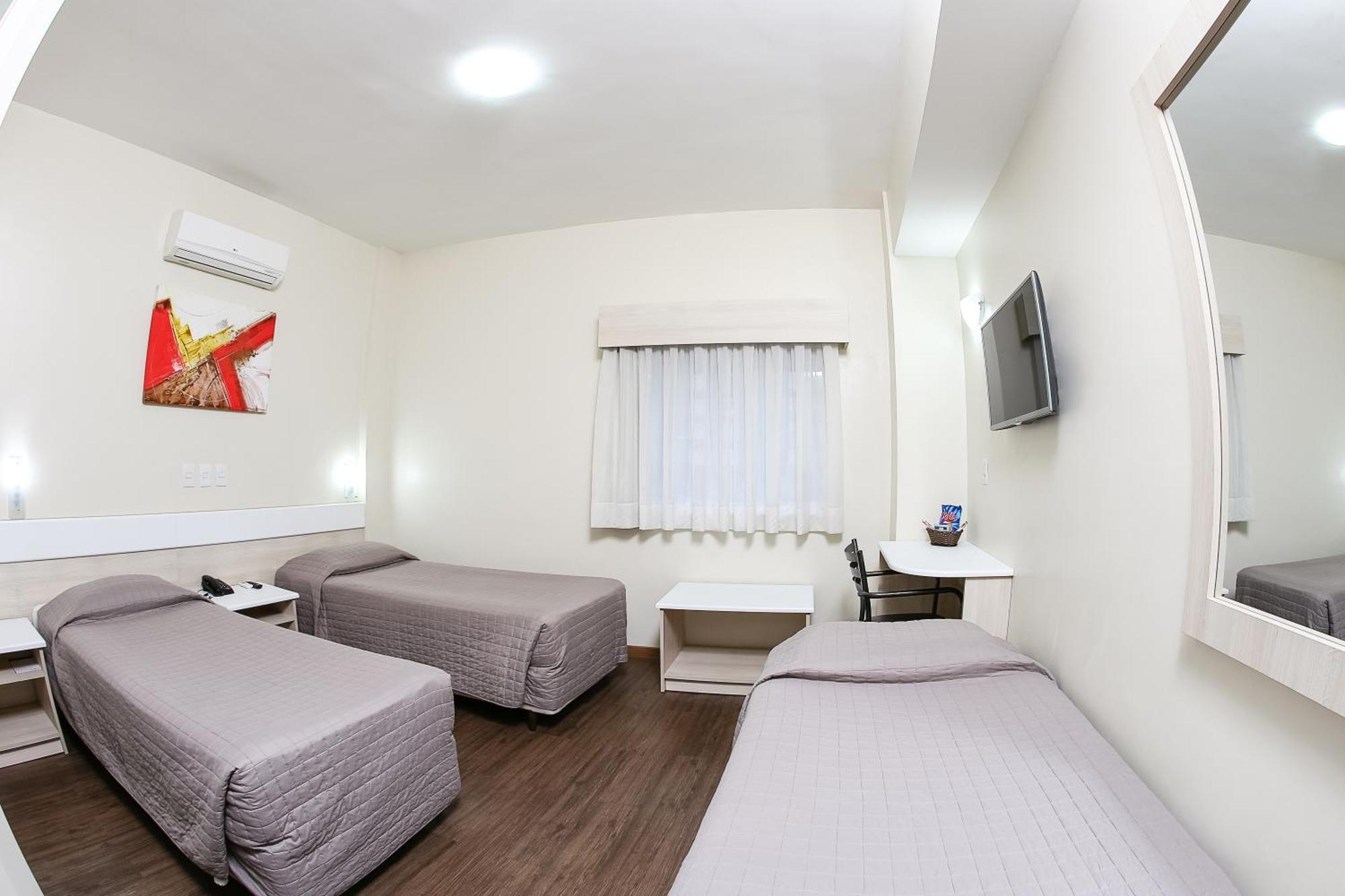 Standard Triple Room,1284125509:JPEG