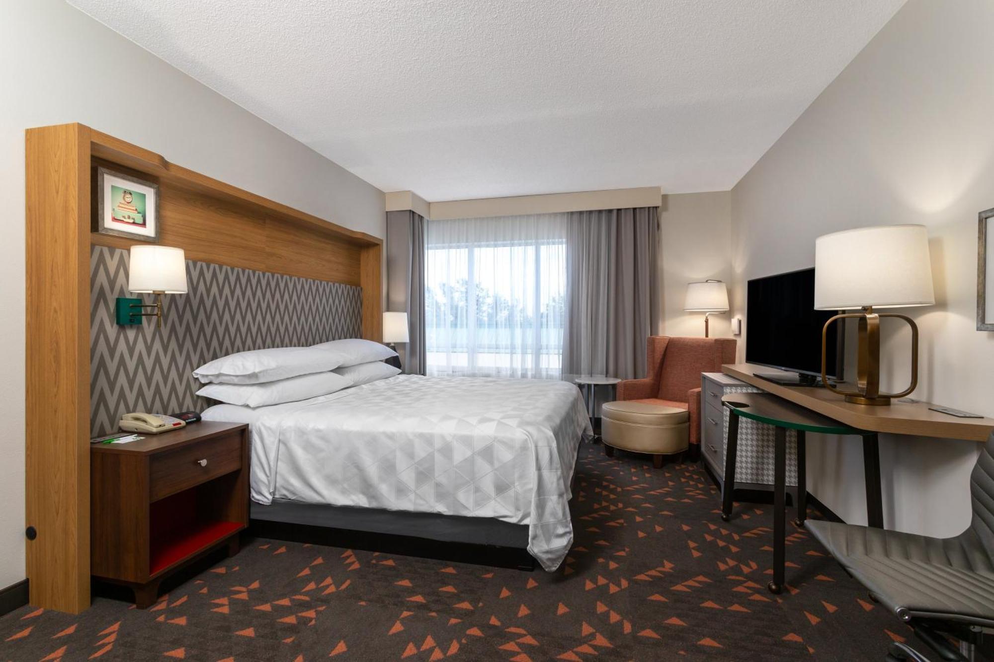 Standard King Room