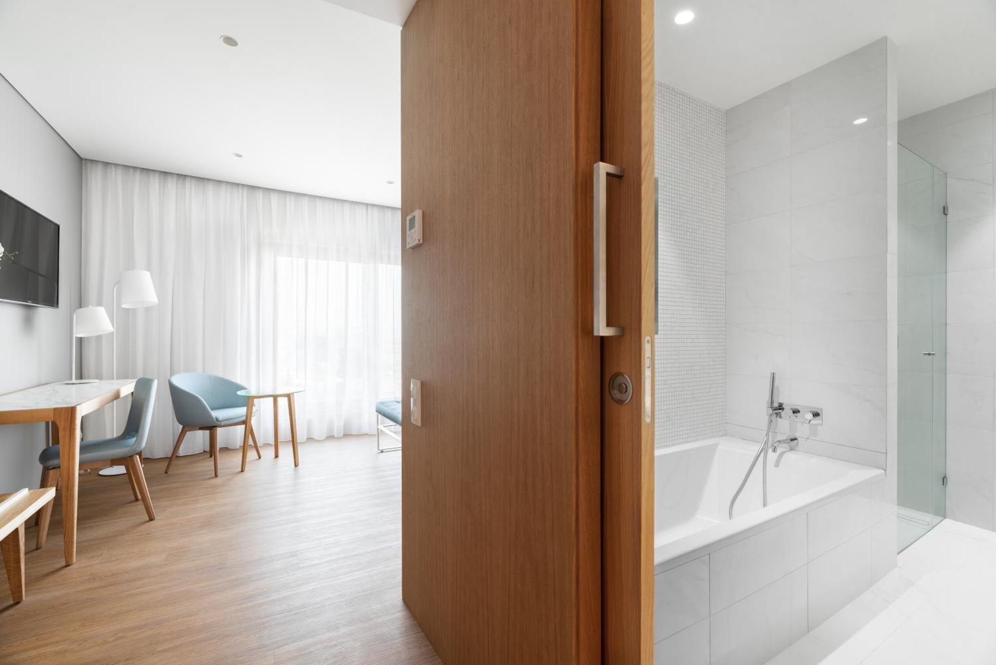 Deluxe Junior Suite