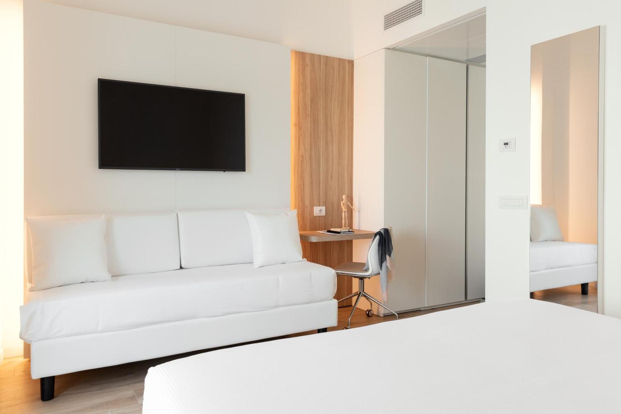 Superior Triple Room,1284341371:JPEG