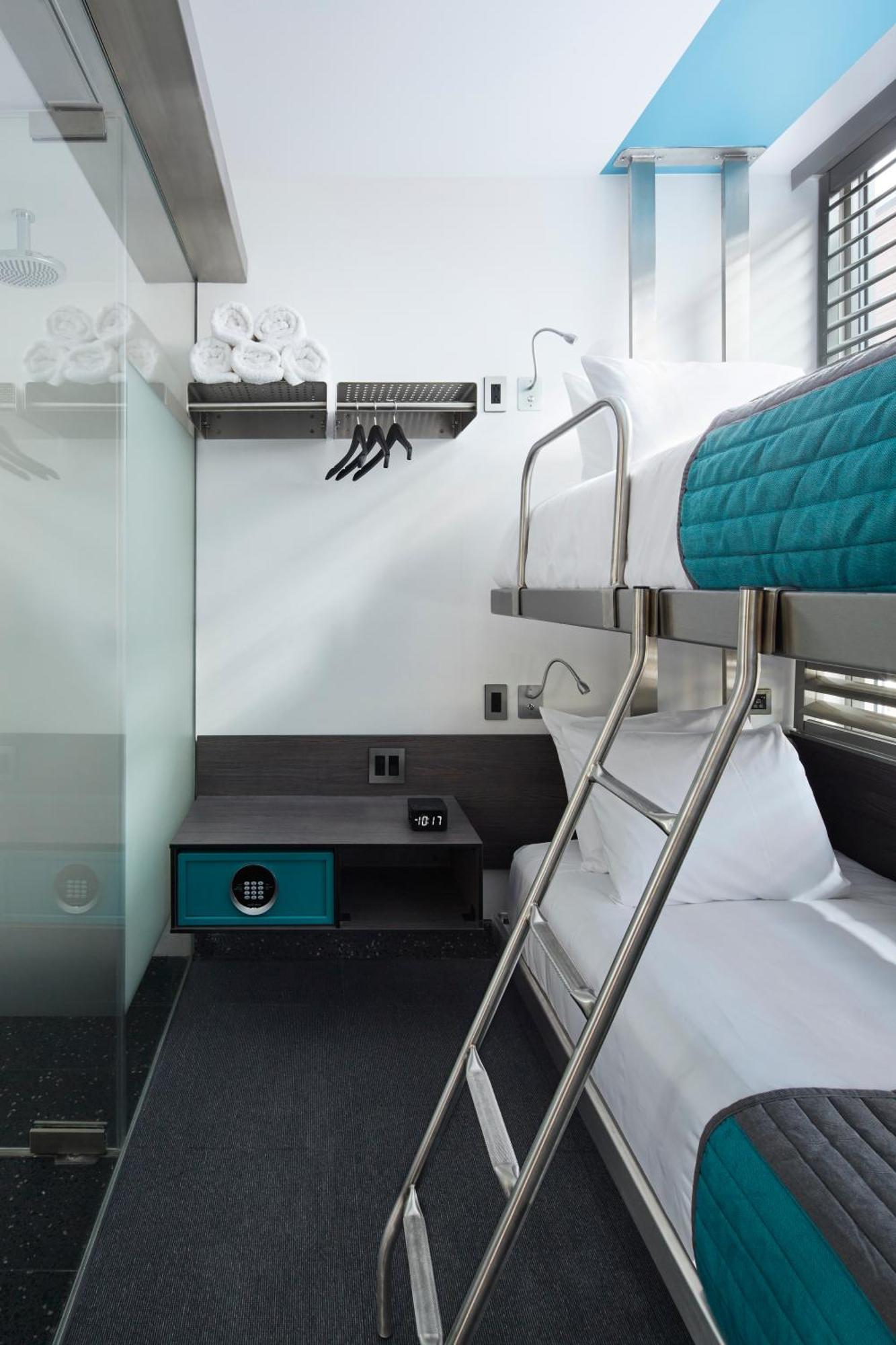 Bunk Pod