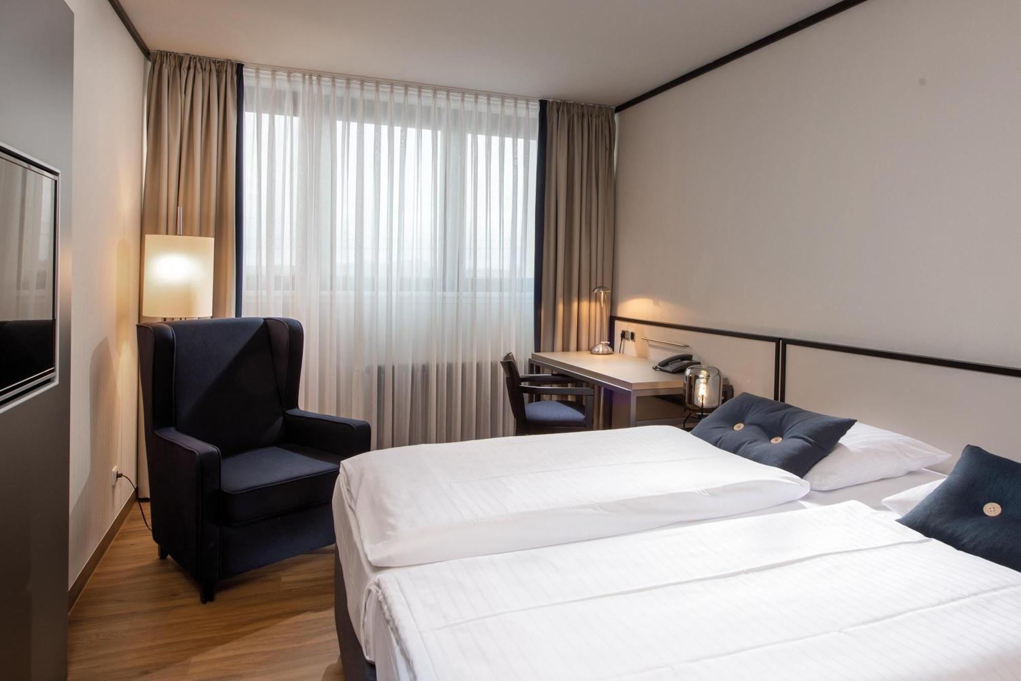 Standard Room,1284526807:JPEG